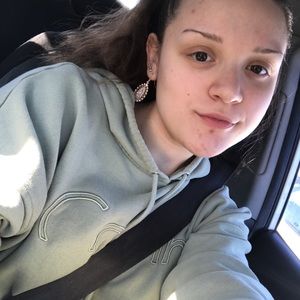 Meet your Posher, Camilla